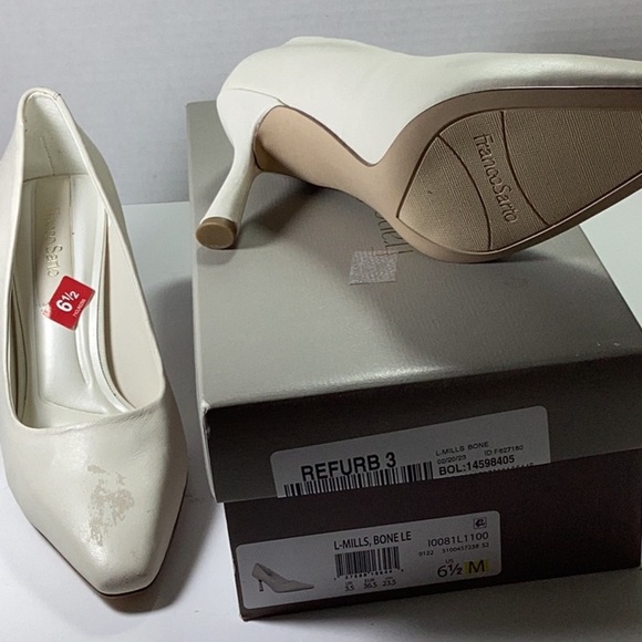 Franco Sarto Women's Mills Pump. Note: little stain on top of one shoe see pics - Picture 10 of 11